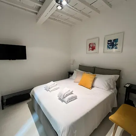 New Ground Floor And Patio Apartment *